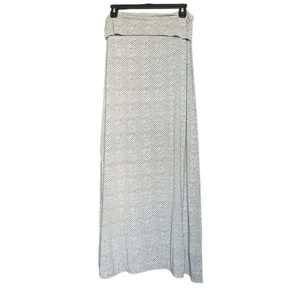 Elegant Gray Maxi Skirt with Side Slit - Picture 3 of 4